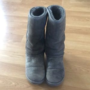 Size 10 tall gray uggs